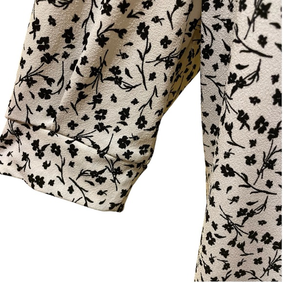 H&M Floral Top‎ Large - Picture 4 of 7